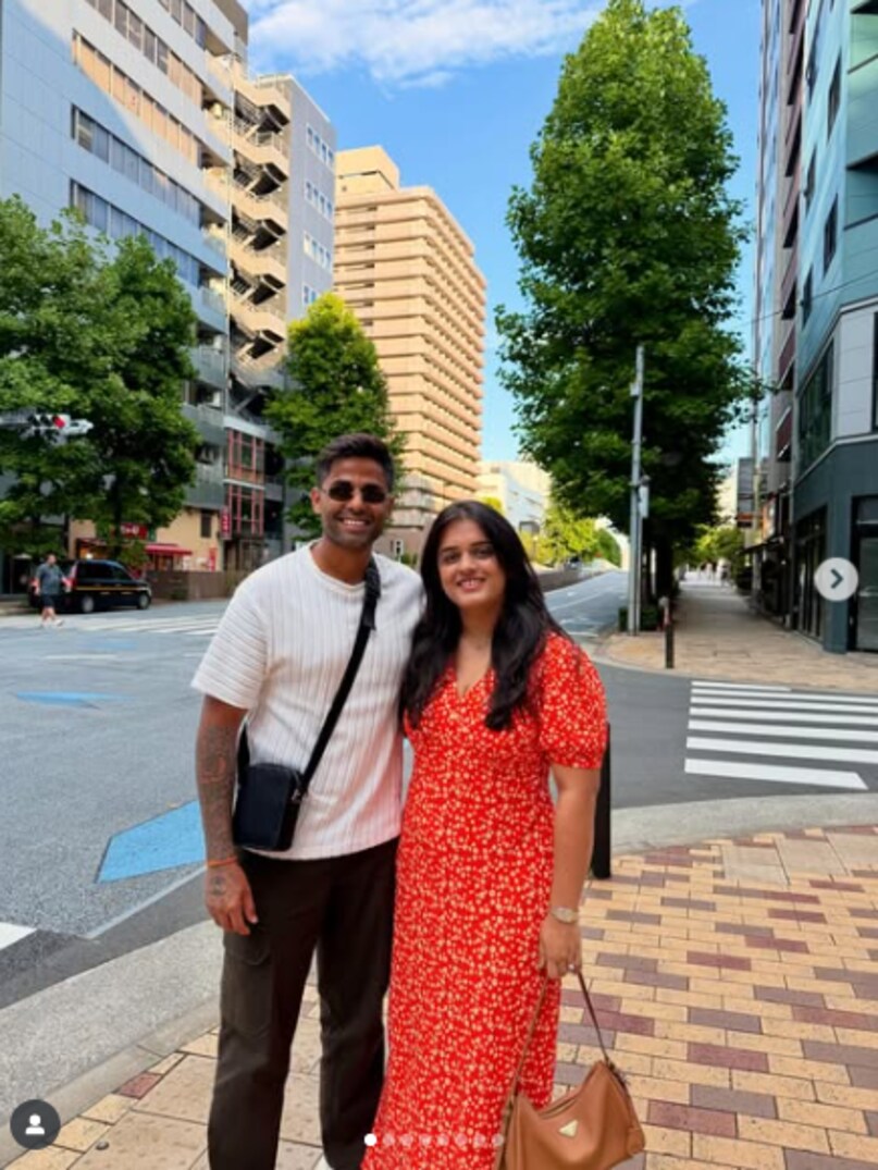 Suryakumar Yadav, Devisha shetty, Suryakumar Yadav birthday, Suryakumar Yadav birthday celebration, Suryakumar Yadav wife Devisha Shetty birthday celebration, IND vs PAK Asia Cup, India vs Pakistan Asia Cup, IND vs PAK Asia Cup match, Devisha Shetty celebrate Suryakumar Yadav, सूर्यकुमार यादव, देविशा शेट्टी, भारत बनाम पाकिस्तान, सूर्यकुमार यादव बर्थडे 