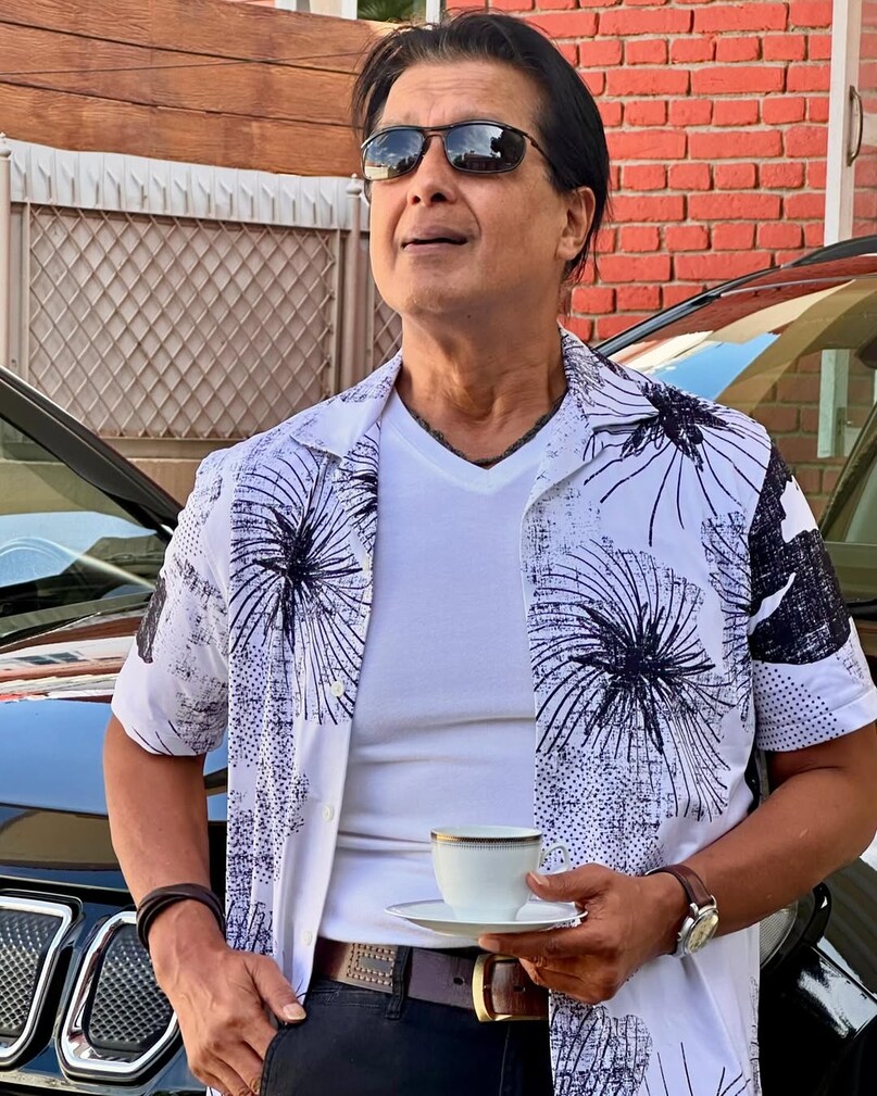 Amitabh Bachchan of Nepali cinema, Rajesh Hamal, Rajesh Hamal knows Amitabh Bachchan of Nepali cinema, richest superstar of Nepali cinema, Rajesh Hamal Films, Rajesh Hamal Hit Movies, Rajesh Hamal on nepal violence, नेपाली सिनेमा का अमिताभ बच्चन, राजेश हमाल , राजेश हमाल कौन हैं?, राजेश हमाल की हिट फिल्में, राजेश हमाल ने नेपाल हिस्सा पर क्या कहा? 