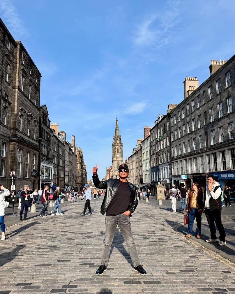 Amitabh Bachchan of Nepali cinema, Rajesh Hamal, Rajesh Hamal knows Amitabh Bachchan of Nepali cinema, richest superstar of Nepali cinema, Rajesh Hamal Films, Rajesh Hamal Hit Movies, Rajesh Hamal on nepal violence, नेपाली सिनेमा का अमिताभ बच्चन, राजेश हमाल , राजेश हमाल कौन हैं?, राजेश हमाल की हिट फिल्में, राजेश हमाल ने नेपाल हिस्सा पर क्या कहा?