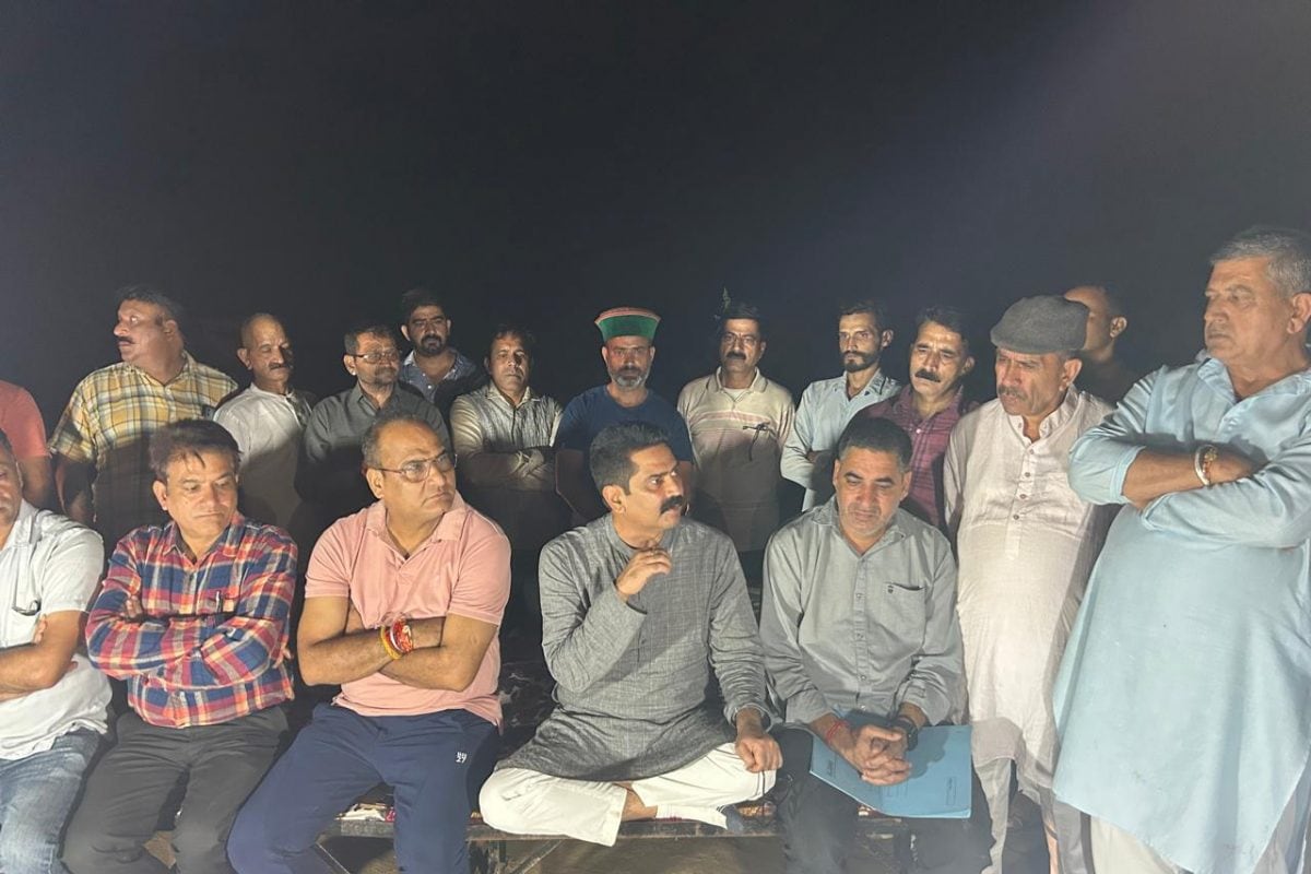 अब कांग्रेस MLAचंद्रशेखर ने NHAI के खिलाफ खोला मोर्चा आधी रात को अनशन का ऐलान
