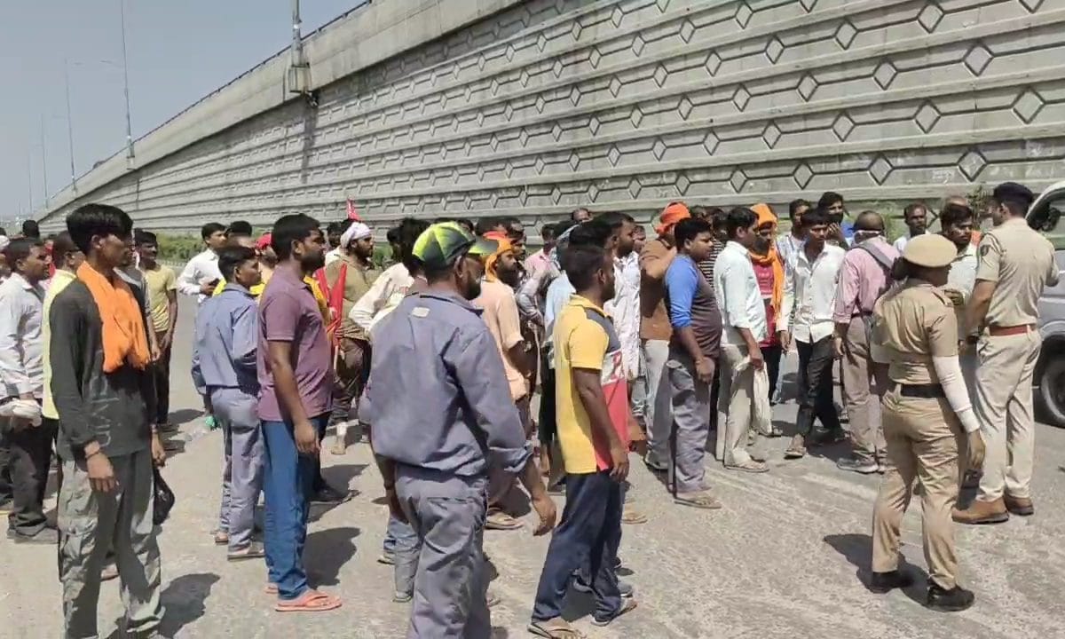 पानीपत में ऑड-इवन फार्मूले पर भड़के ई-रिक्शा और ऑटो चालक पैदल मार्च निकाला