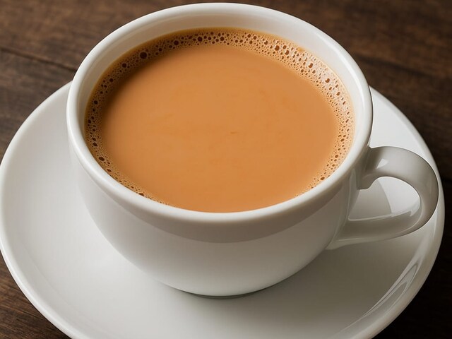 Tea Recipe: दूध पहले डालें या पानी उबालने के बाद? सही तरीका जान लीजिए