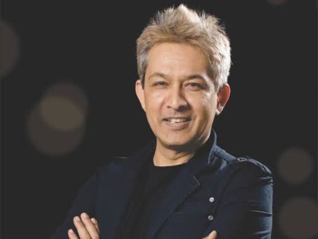 करोड़ों की धोखाधड़ी मामले में हेयर स्टाइलिस्ट जावेद हबीब और उसके बेटे की गिरफ्तारी पर रोक