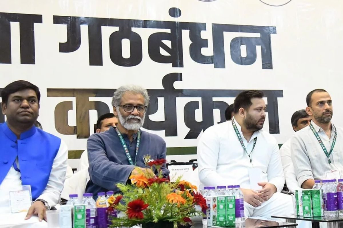 महागठबंधन की बैठक खत्म, कांग्रेस नेता ने बताया सीट बंटवारे पर क्या हुई बात