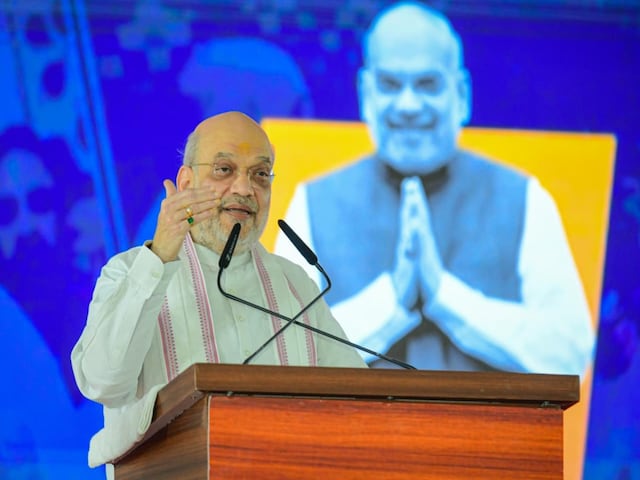 दिव्यांग बच्चों के नए महाविद्यालय अमित शाह ने किया शिलान्यास दिव्यांग बच्चों के नए महाविद्यालय अमित शाह ने किया शिलान्यास