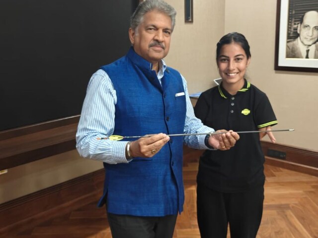 वर्ल्ड चैपिंयन का वो गिफ्ट जो आनंद महिंद्रा ने आज भी रखा है संभालकर