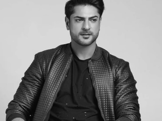 कौन हैं टीवी एक्टर आशीष कपूर? किस शो से मिली थी करियर को नई दिशा कौन हैं टीवी एक्टर आशीष कपूर? किस शो से मिली थी करियर को नई दिशा