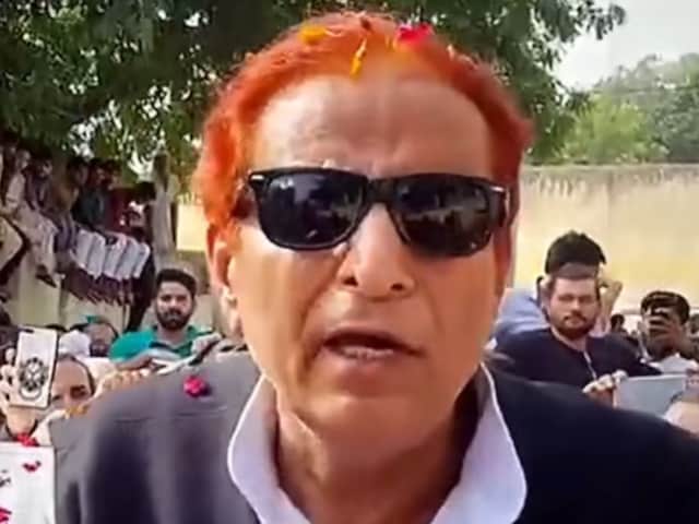 'जिंदा आएंगे तो गाजी होंगे...', जेल से छूटते ही आजम खान ने फोड़ दिया बड़ा 'बम'