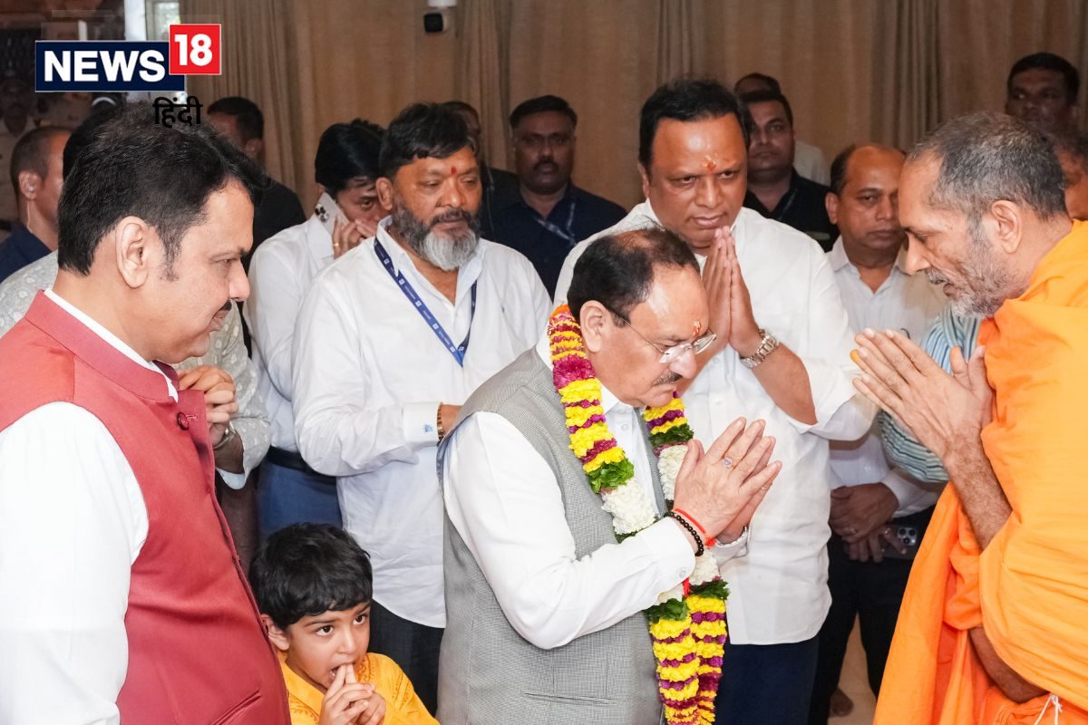 जेपी नड्डा बीएपीएस अक्षरधाम मंदिर मुंबई पहुंचे, दर्शन कर आशीर्वाद लिया
