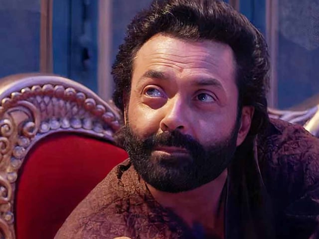 अजय देवगन के बाद रामलीला मंच पर दिखेंगे बॉबी देओल, दशहरे पर करेंगे रावण का वध