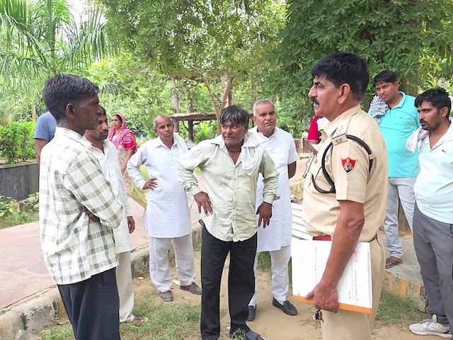 गोहाना के गली में बाइक खड़ी करने को लेकर विवाद में युवक की चाकू मार कर हत्या गोहाना के गली में बाइक खड़ी करने को लेकर विवाद में युवक की चाकू मार कर हत्या