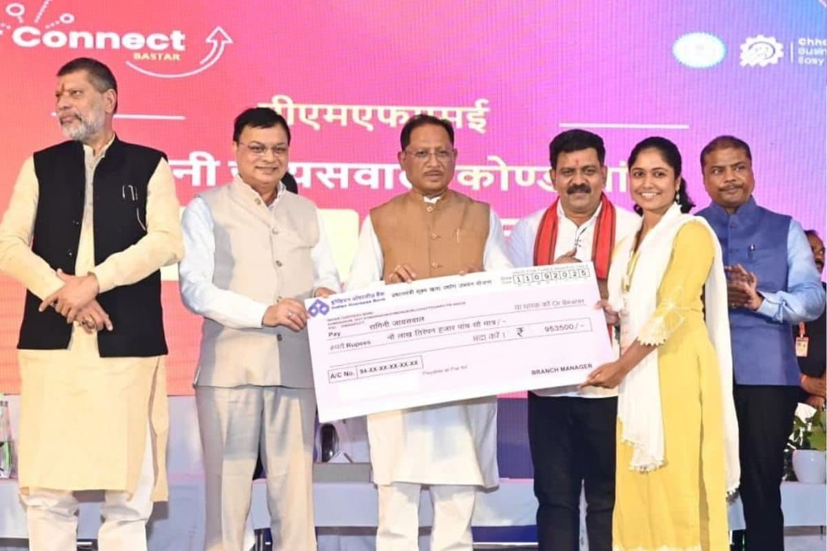 छत्तीसगढ़ की जेलों में योग और सुदर्शन क्रिया कैदियों को नई दिशा देने की पहल