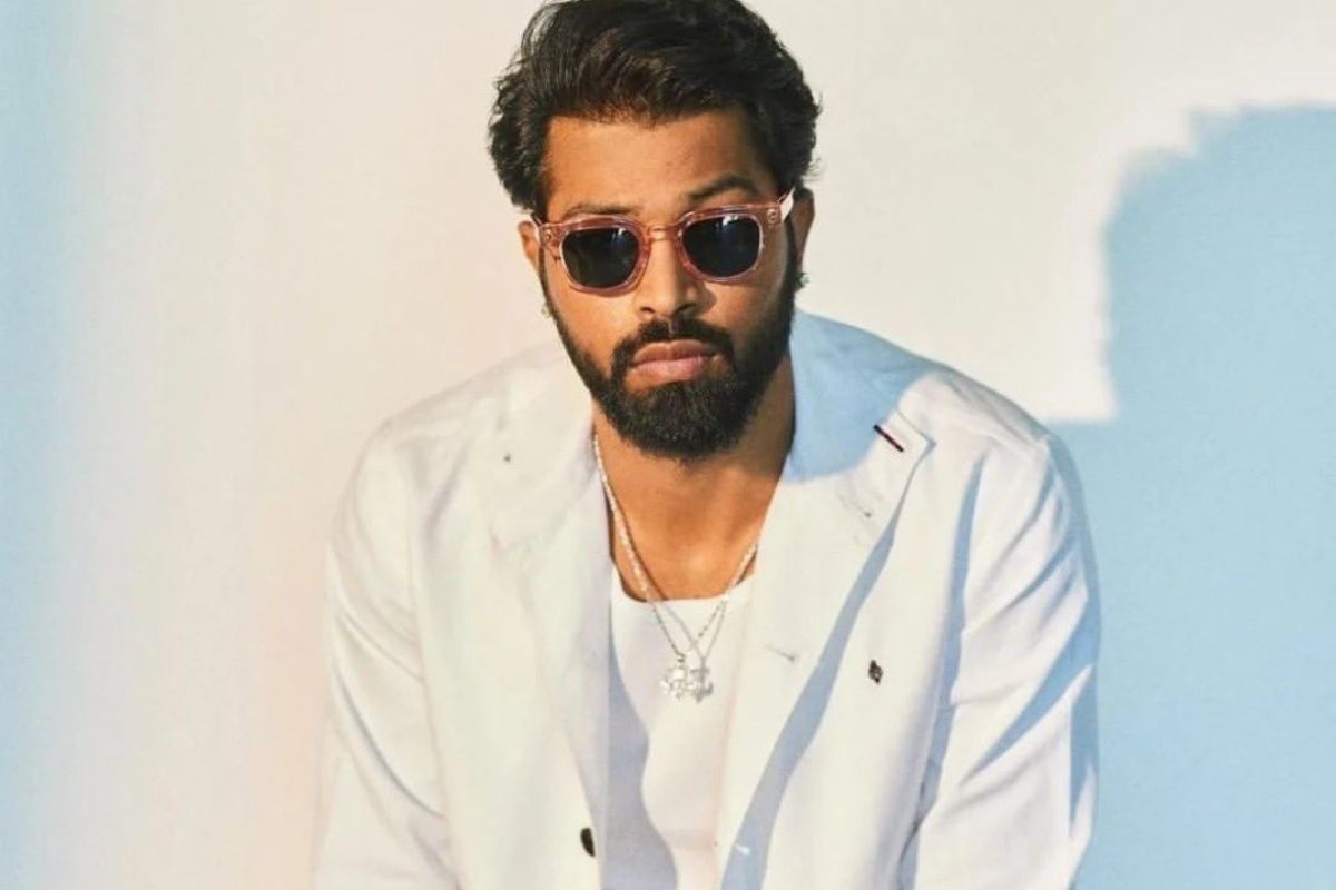 कितने कमाते है पंड्या, कितनी संपत्ति के हैं मालिक, BCCI देती है करोड़ों रुपये