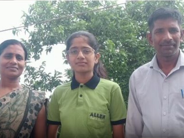 Kota Success Story 2025: Prachi Patel became the first doctor of village