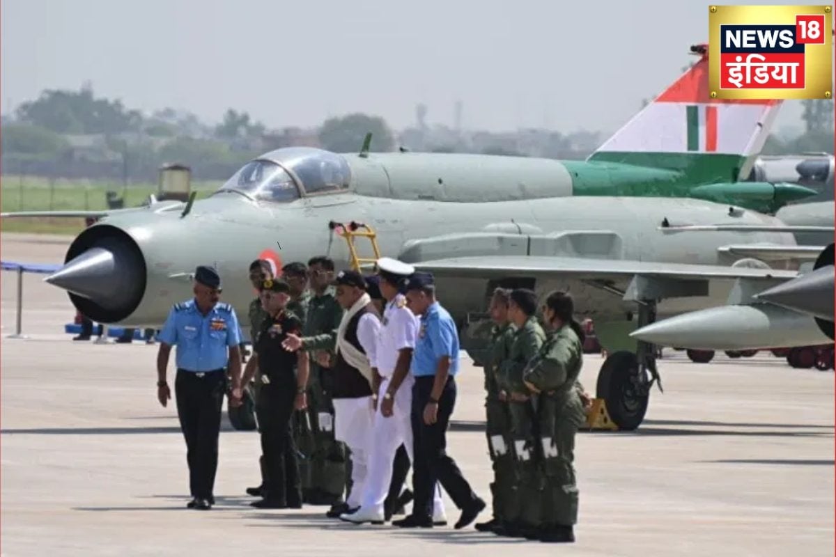 MiG-21 के फेयरवेल में जमकर थिरके एयर चीफ मार्शल एपी सिंह देखें वीडियो