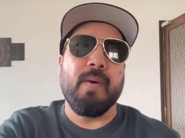 'पंजाब 2 साल पीछे चला गया....', बाढ़ के मंजर को देख मीका सिंह का पसीजा दिल 'पंजाब 2 साल पीछे चला गया....', बाढ़ के मंजर को देख मीका सिंह का पसीजा दिल