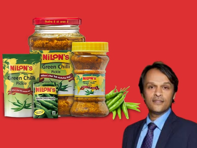 The company earned 400 crores by feeding pickles, started with a small kitchen The company earned 400 crores by feeding pickles, started with a small kitchen