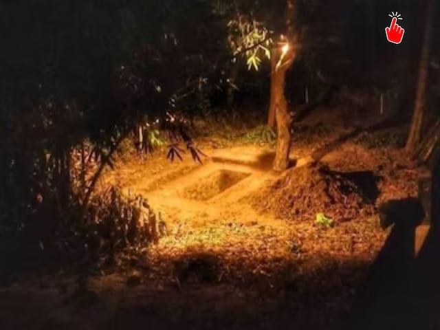 श्राद्ध के दिन घटी खौफनाक घटना, समाधि स्थल का नजारा देख पूरे गांव के उड़े होश श्राद्ध के दिन घटी खौफनाक घटना, समाधि स्थल का नजारा देख पूरे गांव के उड़े होश