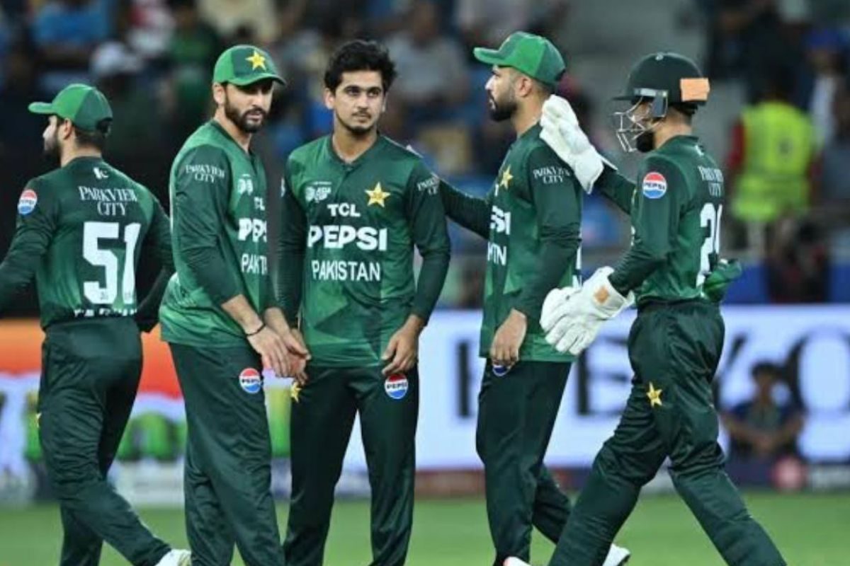 पाकिस्तान को सिर्फ खोलना ... ना पैर चलता है ना दिमाग फिर कैसे जीतेंगे मैच