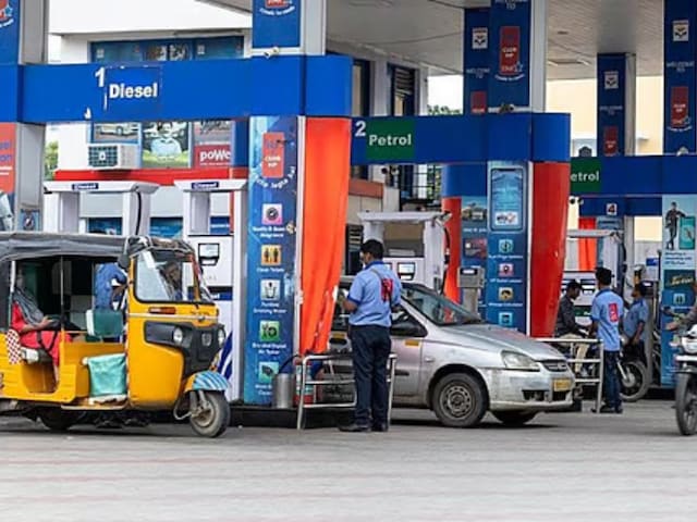 मतगणना से ठीक पहले बिहार में बदल गए पेट्रोल-डीजल के भाव, देखें ताजा रेट