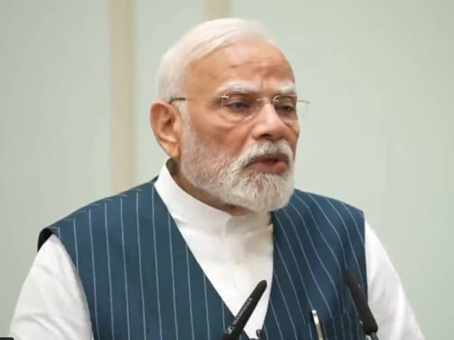 इनकम टैक्स के बाद GST... अब मीडिल क्लास बना मोदी सरकार की नीतियों का लाभार्थी