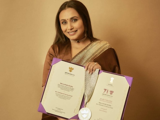 'I am missing him a lot today', Rani Mukherjee dedicated the late father