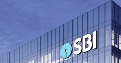 Beware SBI Customers: Reward Point Message Can Empty Bank Account, PIB Fact Check Reveals Truth