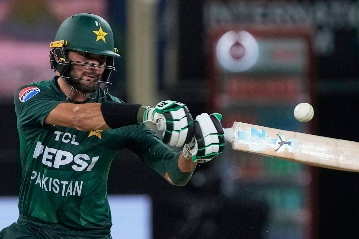 अफरीदी के दामाद ने दना दन मारे छक्के, 206 की स्ट्राइक रेट से कूटे रन
