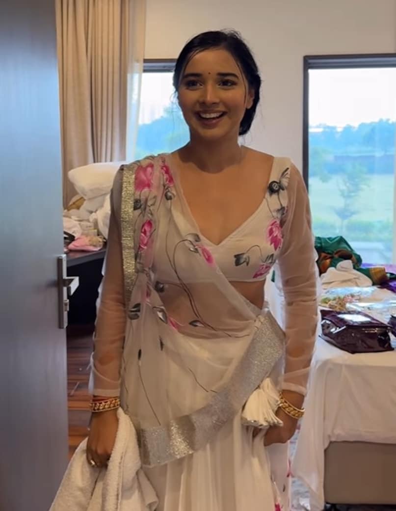 तान्या मित्तल, तान्या मित्तल न्यूज, बिगग बॉस 19, तान्या मित्तल पति का नाम, तान्या मित्तल एज, तान्या मित्तल वायरल वीडियो, तान्या मित्तल नेट वर्थ, तान्या मित्तल युग, तान्या मित्तल की शादी या नहीं, तान्या मित्तल साड़ी है।