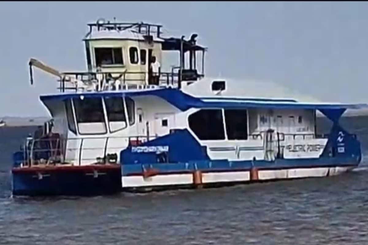 Video: गंगा की लहरों पर दौड़ने को आ गया पनिया जहाज, पटना को गोवा बनाने की तैयारी