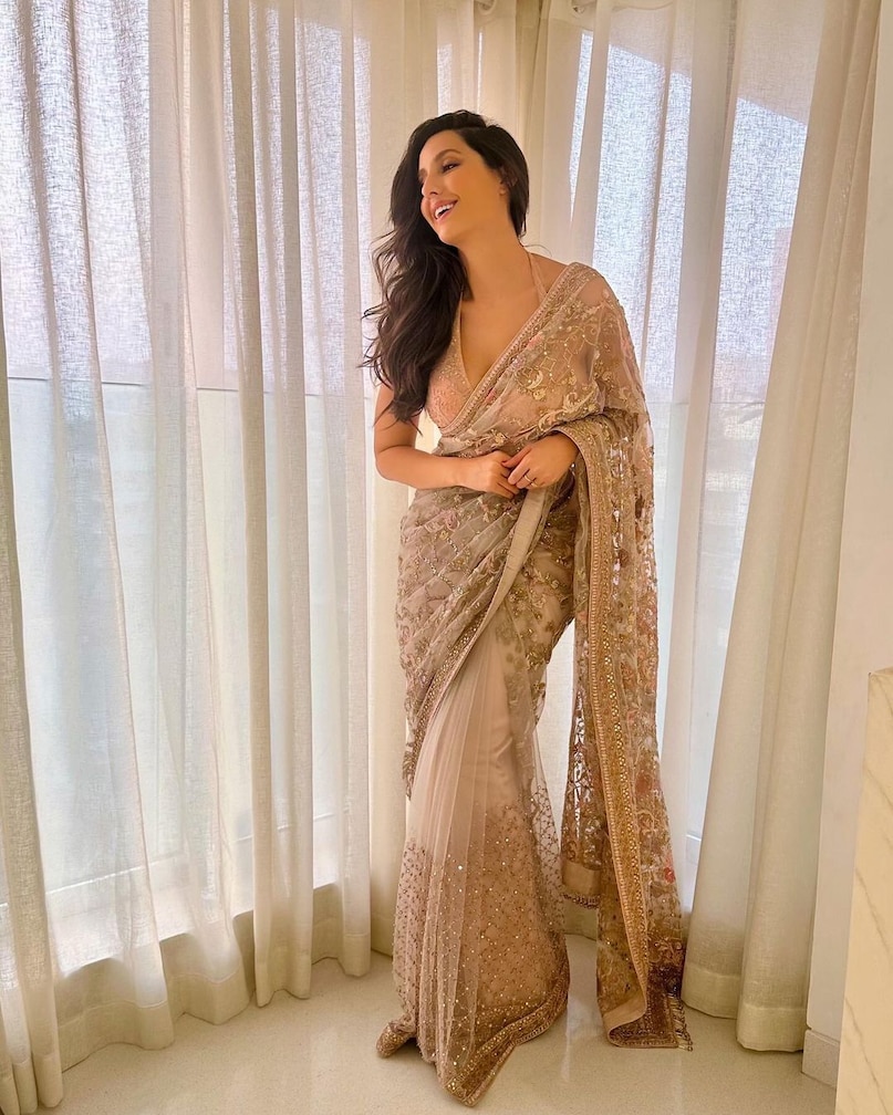 Actress, Actress Life, Nora Fatehi, Nora Fatehi News, Nora Fatehi Boy Friend, Nora Fatehi Remuneration, Nora Fatehi Dance, Nora Fatehi Video, Nora Fatehi Networth, Nora Fatehi Dance Video, Nora Fatehi Photos, Nora Fatehi Instagram, Canadian dancer, Bollywood actress, Item girl Nora Fatehi, नोरा फतेही, नोरा फतेही कैसे पहुंची भारत, नोरा फतेही की पहली फिल्म, नोरा फतेही और प्रभास