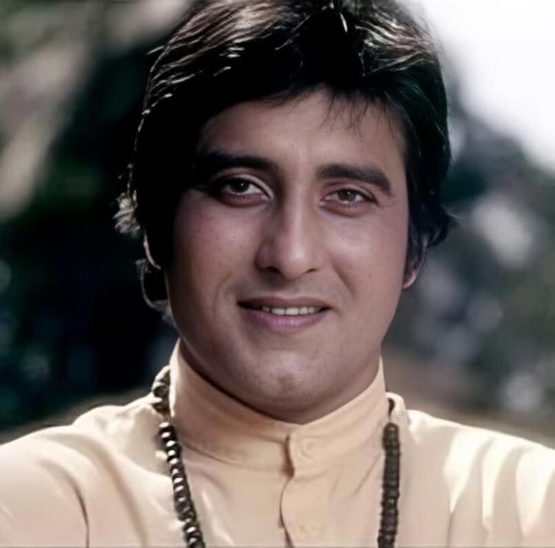 Vinod Khanna, Bollywood actor, Vinod Khanna spiritual journey, Osho ashram, Vinod Khanna movies, Vinod Khanna political career, Hindi cinema, Vinod Khanna legacy, Vinod Khanna, Amitabh Bachchan, Vinod Khanna was jealous of Amitabh