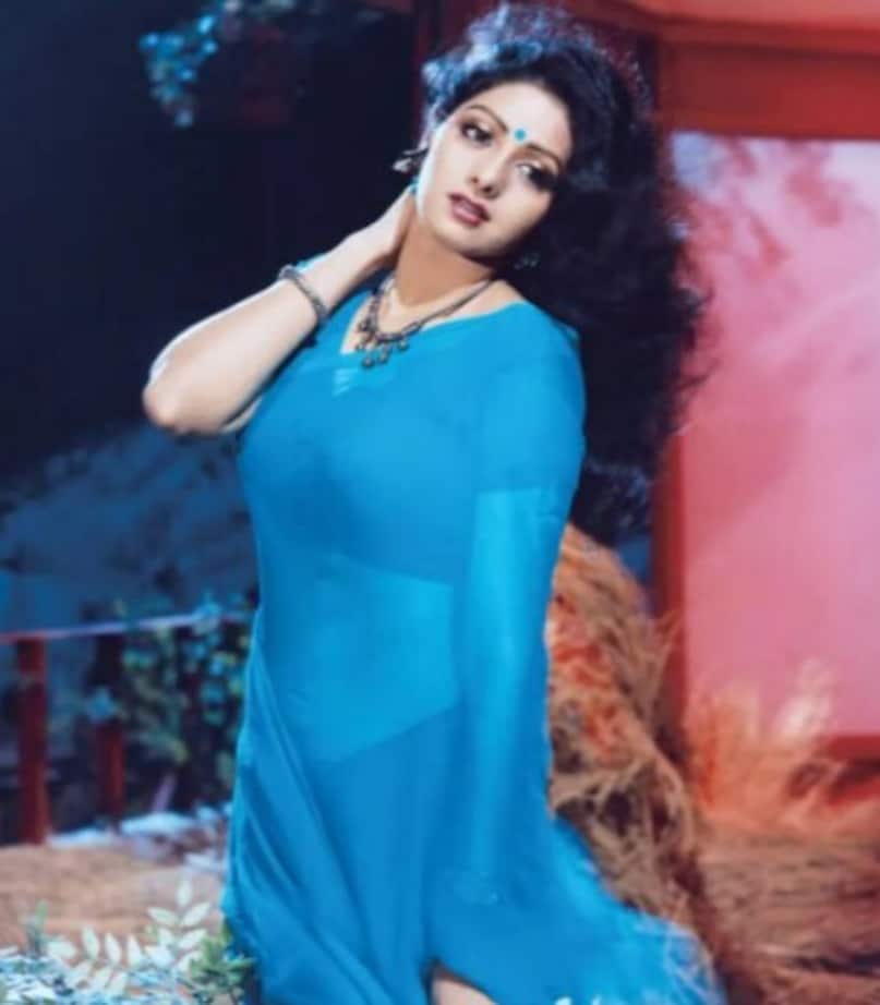 Being a great admirer of Sridevi and her work, this cinematographer, during his college days, transformed his college hostel room into a ‘Sridevi room,’ which was filled with her photos. Being a great admirer of Sridevi and her work, this cinematographer, during his college days, transformed his college hostel room into a ‘Sridevi room,’ which was filled with her photos.