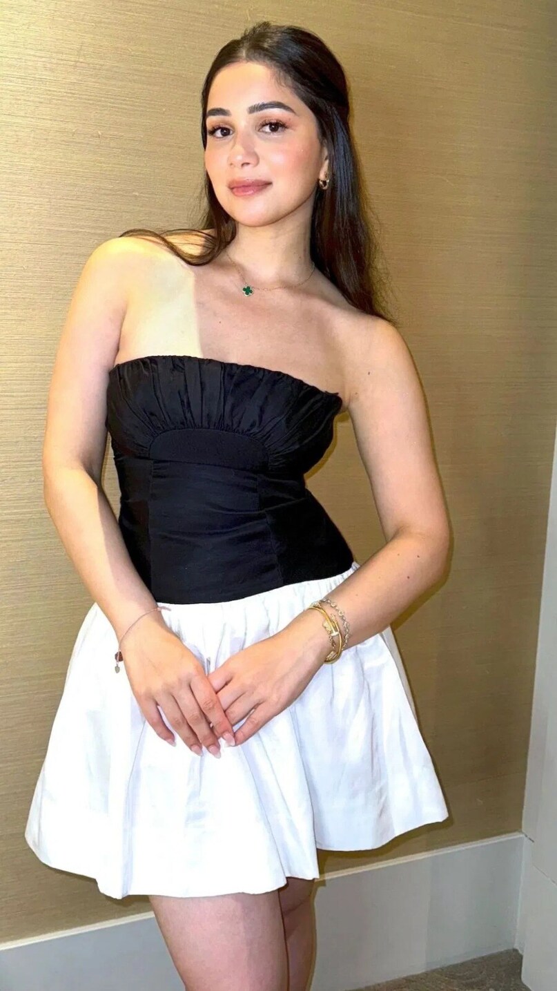 तुम्हालाही सारा तेंडुलकरसारखं तुम्हालाही दिसायचं असेल क्युट आणि सुंदर तर तिच्या आउटफिट आयडिया तुम्ही फॉलो करून एक ट्रेंडी आणि सुपर लुक मिळवू शकता. 