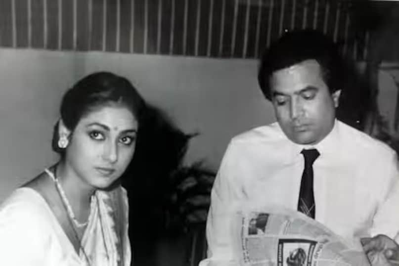 After the success of Bobby, Dimple Kapadia was flooded with film offers. However, after marriage, Rajesh Khanna reportedly limited her acting career. At the same time, the superstar himself was facing many flop films at the box office. After the success of Bobby, Dimple Kapadia was flooded with film offers. However, after marriage, Rajesh Khanna reportedly limited her acting career. At the same time, the superstar himself was facing many flop films at the box office.