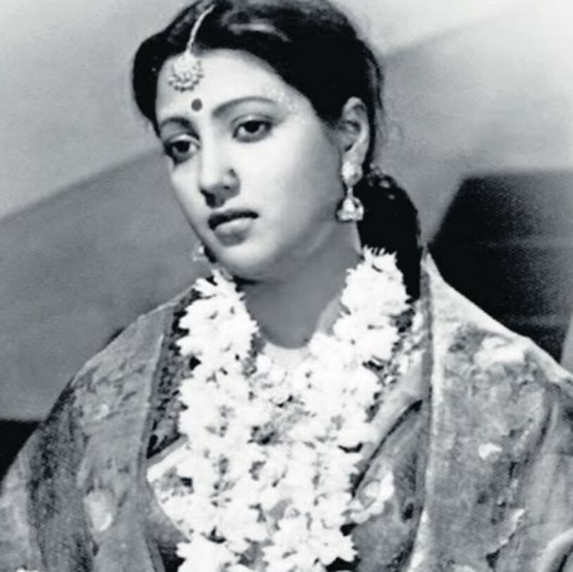 Suchitra made her Hindi film debut with Devdas, which turned out to be a major hit. She went on to work extensively in both Hindi and Bengali cinema, becoming so busy with her career that it eventually led to strain in her personal life, with her husband leaving her.
