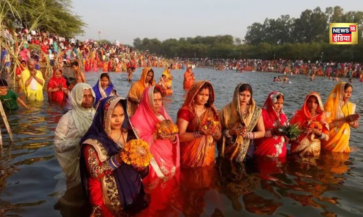छठ पूजा में अर्घ्य कैसे दें? जानिए सही विधि