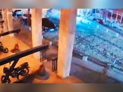 Video: बजने लगी घंटियां, जान बचाकर भागे लोग, भूतिया फिल्मों सा था तुर्की मे भूकंप का नजारा 