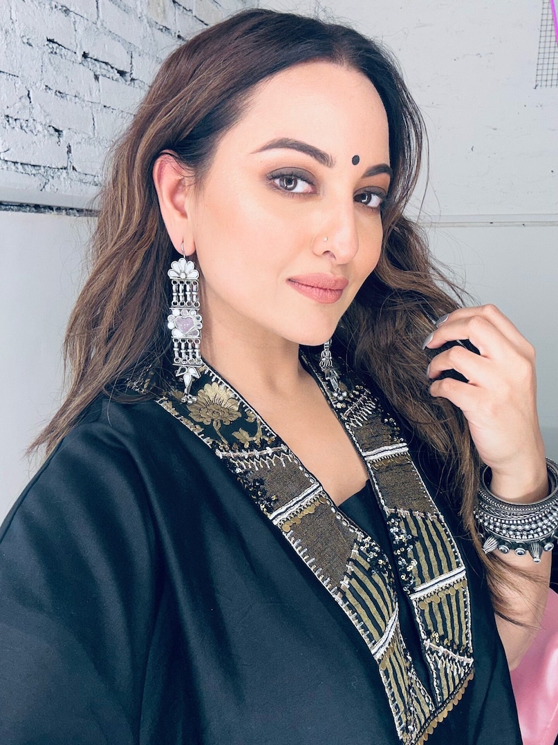 ‘What Is This Fashion Designing?’ The Khan Family’s Push For This Star Kid To Join Bollywood ‘What Is This Fashion Designing?’ The Khan Family’s Push For This Star Kid To Join Bollywood