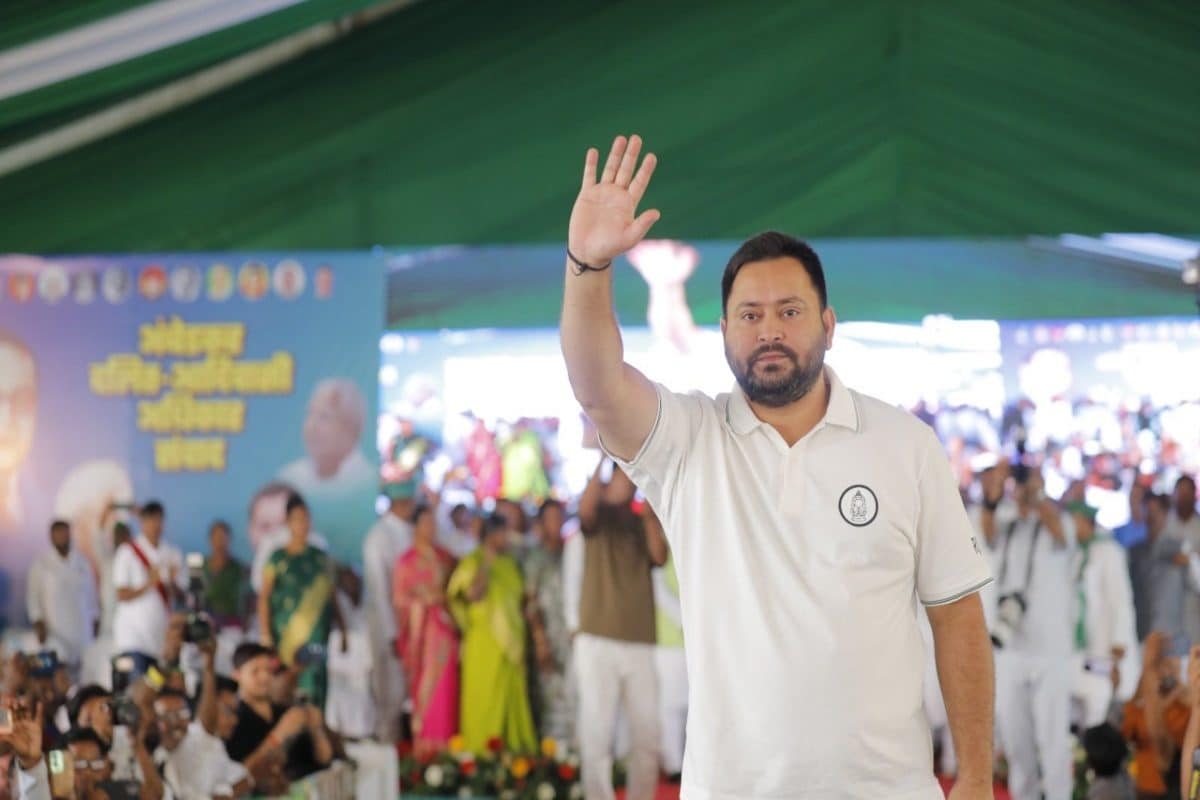 जीविका दीदी को सरकारी कर्मचारी का दर्जा, वेतन 30000... तेजस्वी का बड़ा वादा