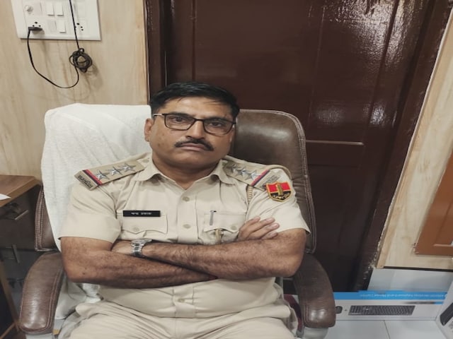 फुलेरा SHO दबोचे गए…ACB ने रिश्वत लेते पकड़ा; दलाल हैप्पी माथुर भी गिरफ्तार! फुलेरा SHO दबोचे गए…ACB ने रिश्वत लेते पकड़ा; दलाल हैप्पी माथुर भी गिरफ्तार!