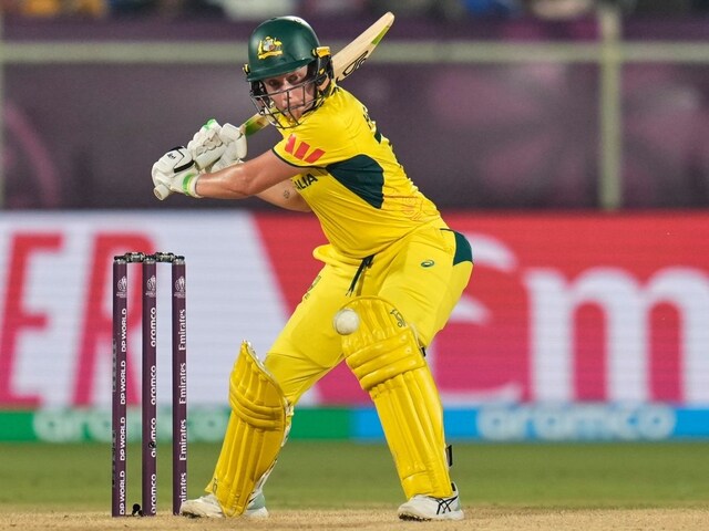 कप्तान हो तो ऐसा... वर्ल्ड रिकॉर्ड बनाकर टीम को सेमीफाइनल में पहुंचाया