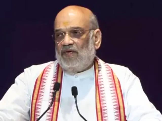 दिल्ली की हवा जहरीली, शाह बोले- पटेल के साथ कांग्रेस ने किया अन्याय  दिल्ली की हवा जहरीली, शाह बोले- पटेल के साथ कांग्रेस ने किया अन्याय