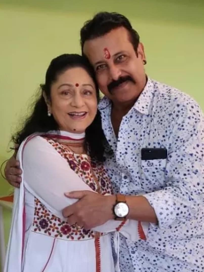 Adi Irani, Aruna Irani, adi irani movies, Adi Irani struggles, adi irani Sister, who is Aruna Irani Brother Adi Irani, Adi Irani Films, Adi Irani Family, adi irani baazigar, adi irani wife, आदि ईरानी, आदि ईरानी की बहन, अरूणा ईरानी, आदि ईरानी की फिल्में, आदि ईरानी क्यों बने रह गए साइड हीरो, आदि ईरानी की पत्नी