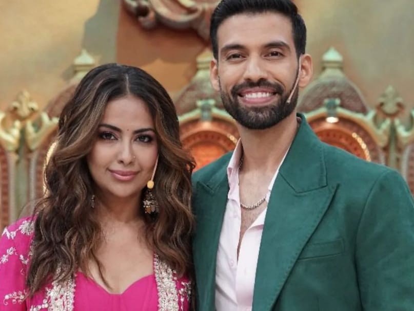 Karwa Chauth 2025, Darshan Raval and Dharal Surelia, Prajakta Koli and Vrishank Khanal, Avika Gor and Milind Chandwani, Pratik Smita and Priya Banerjee, Anuv Jain and Hridhi Narang, Dev Joshi and Aarti, Aadar Jain and Alekha Advani, करवा चौथ 2025, दर्शन रावल और धारल सुरेलिया, प्राजक्ता कोली और वृषांक खनाल, अविका गौर और मिलिंद चंदवानी, प्रतीक स्मीता और प्रिया बनर्जी, अनुव जैन और हृदि नारंग, देव जोशी और आरती, आदर जैन और अलेखा आडवाणी