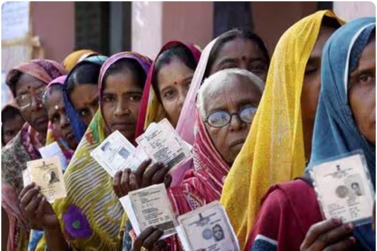 बिहार चुनाव को लेकर हलचल तेज राजनीतिक दलों ने EC से कहा छठ के तुरंत बाद
