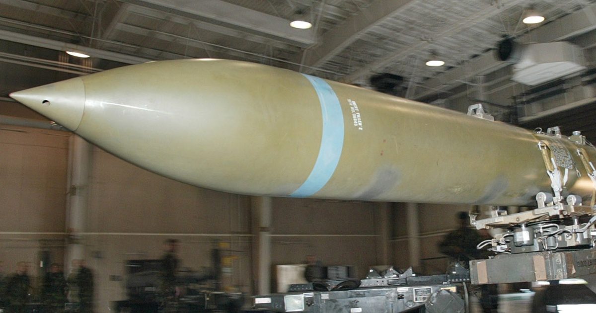 GBU-57 Bunker Buster Bombs Replacement Contract Boeing Pentagon | बंकर ...