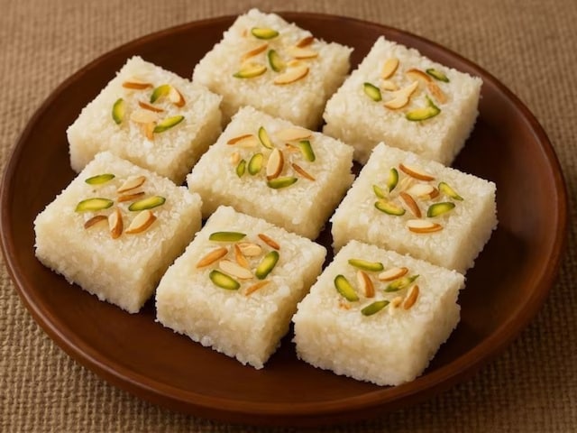 Feed your brother with handmade mawa and coconut sweets on Bhai Dooj. Feed your brother with handmade mawa and coconut sweets on Bhai Dooj.