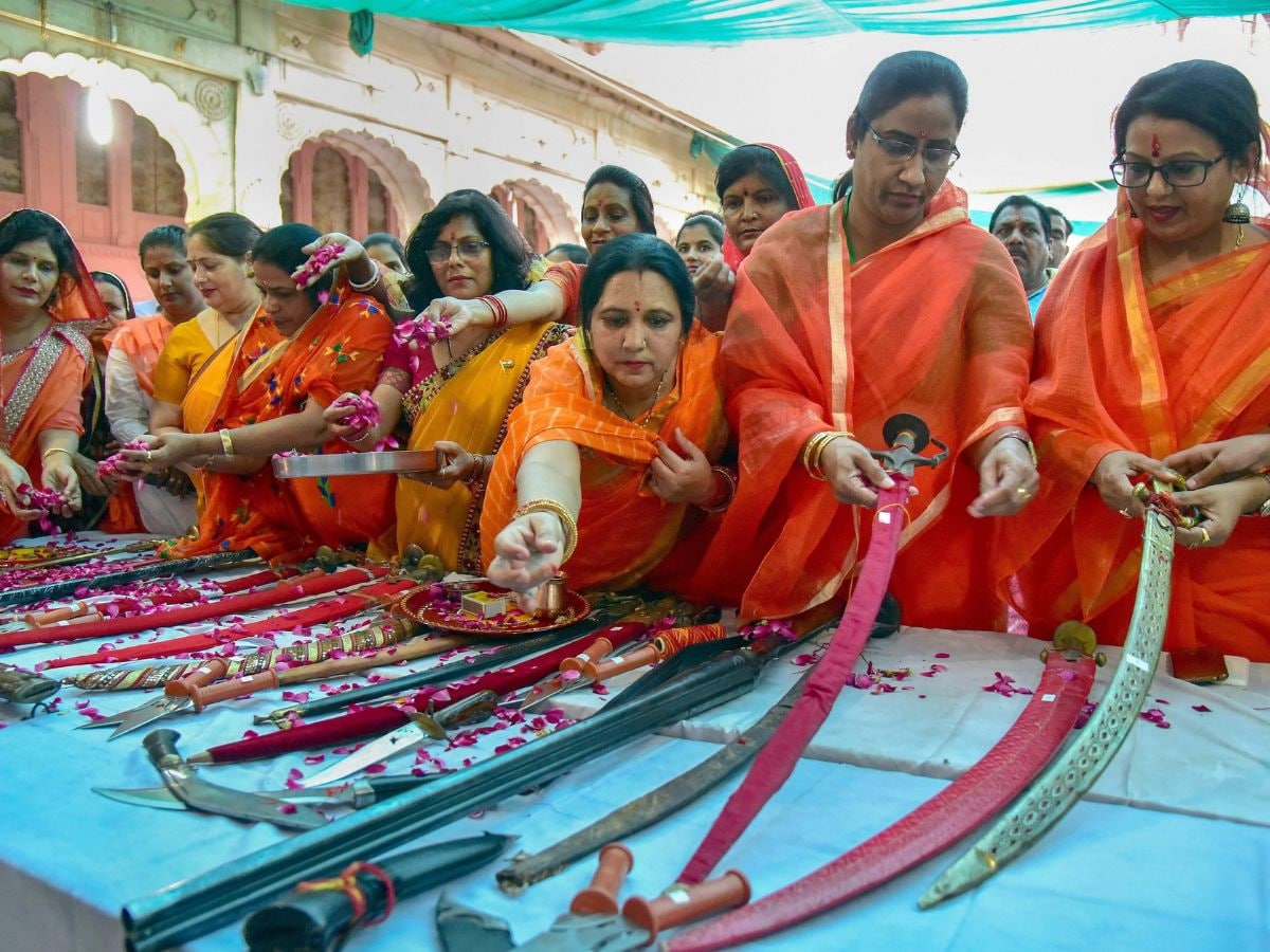 Dussehra 2025 Shastra Puja