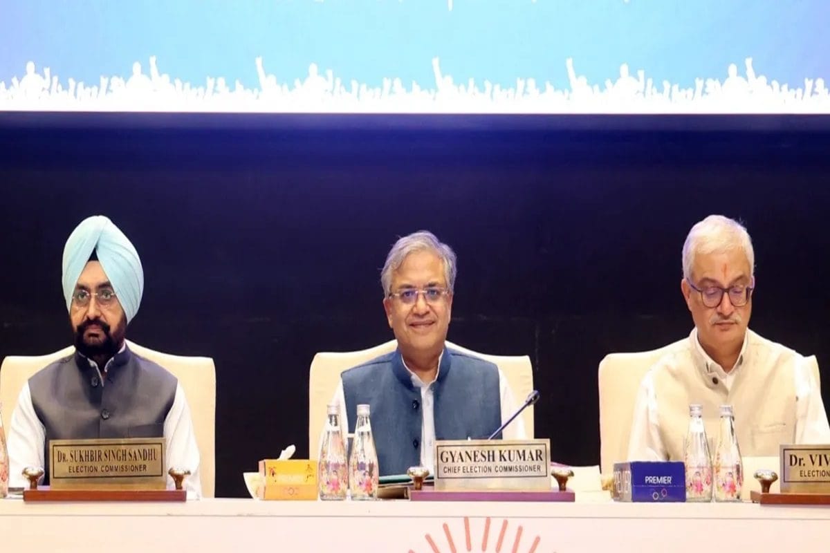 LIVE: चुनाव आयोग का देशभर में SIR की घोषणा कुछ ही देर में